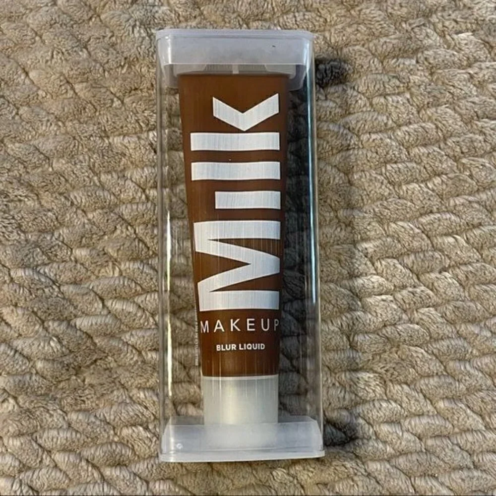 Milk Makeup Blur Liquid Matte Foundation in Deep NIB